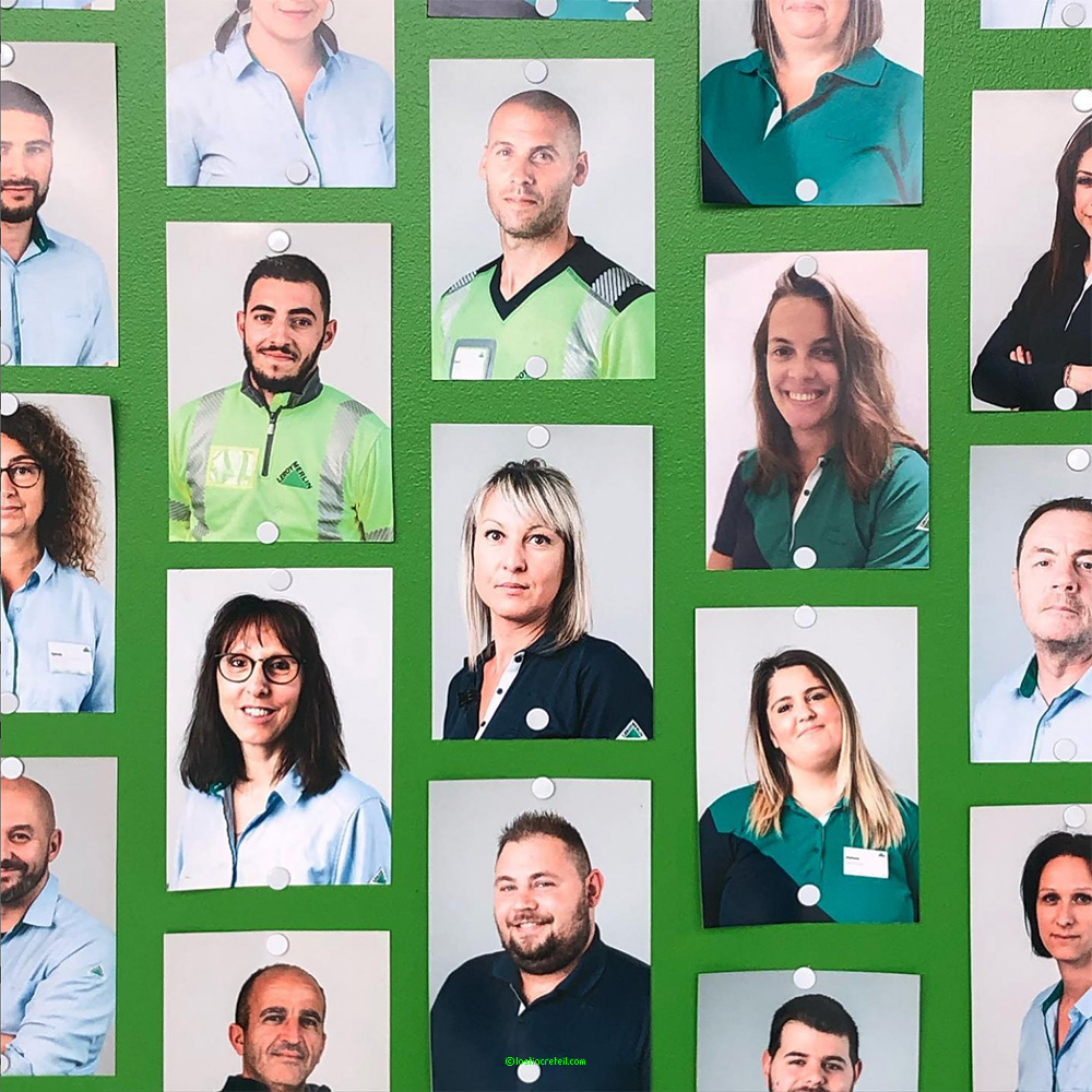 Hardware store people, Leroy-Merlin Saint-Ã‰tienne, France