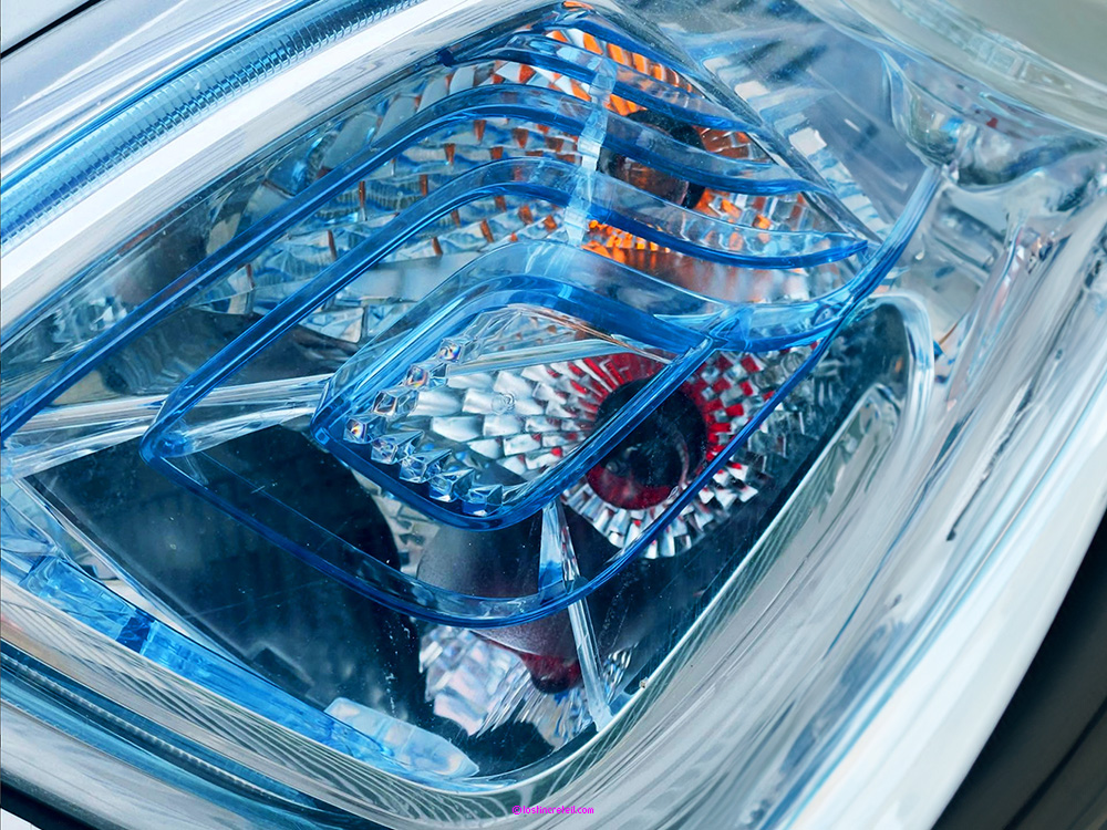 Car headlight