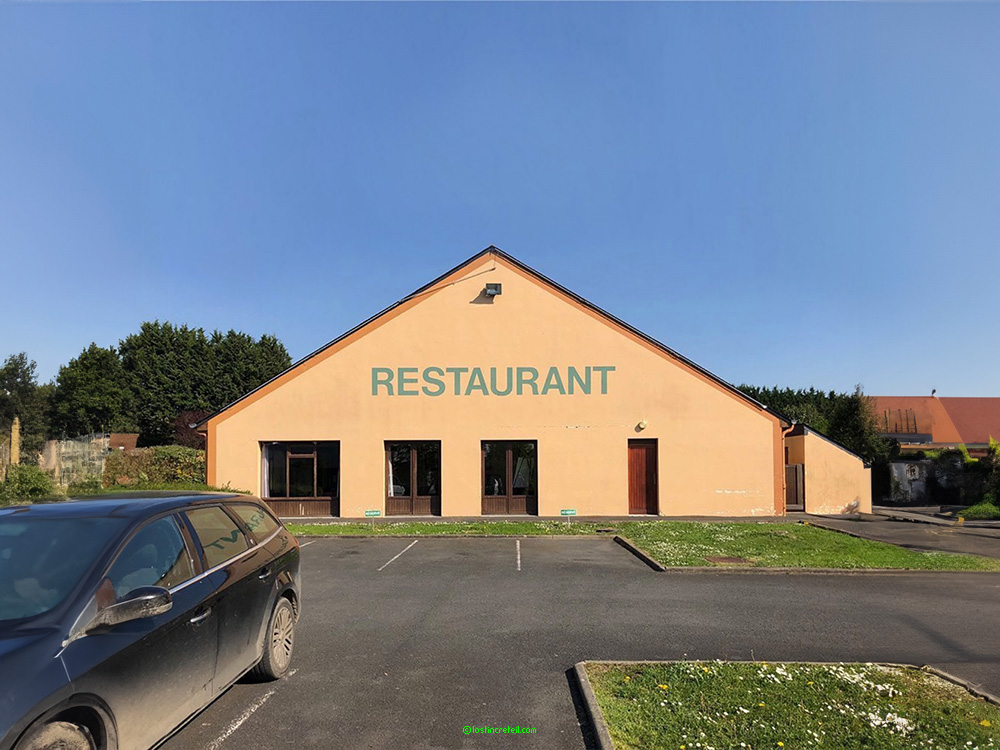 Restaurant, La FertÃ©-Bernard, France