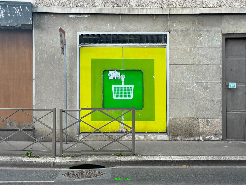 Rothko-like mural, Saint-Prix, France